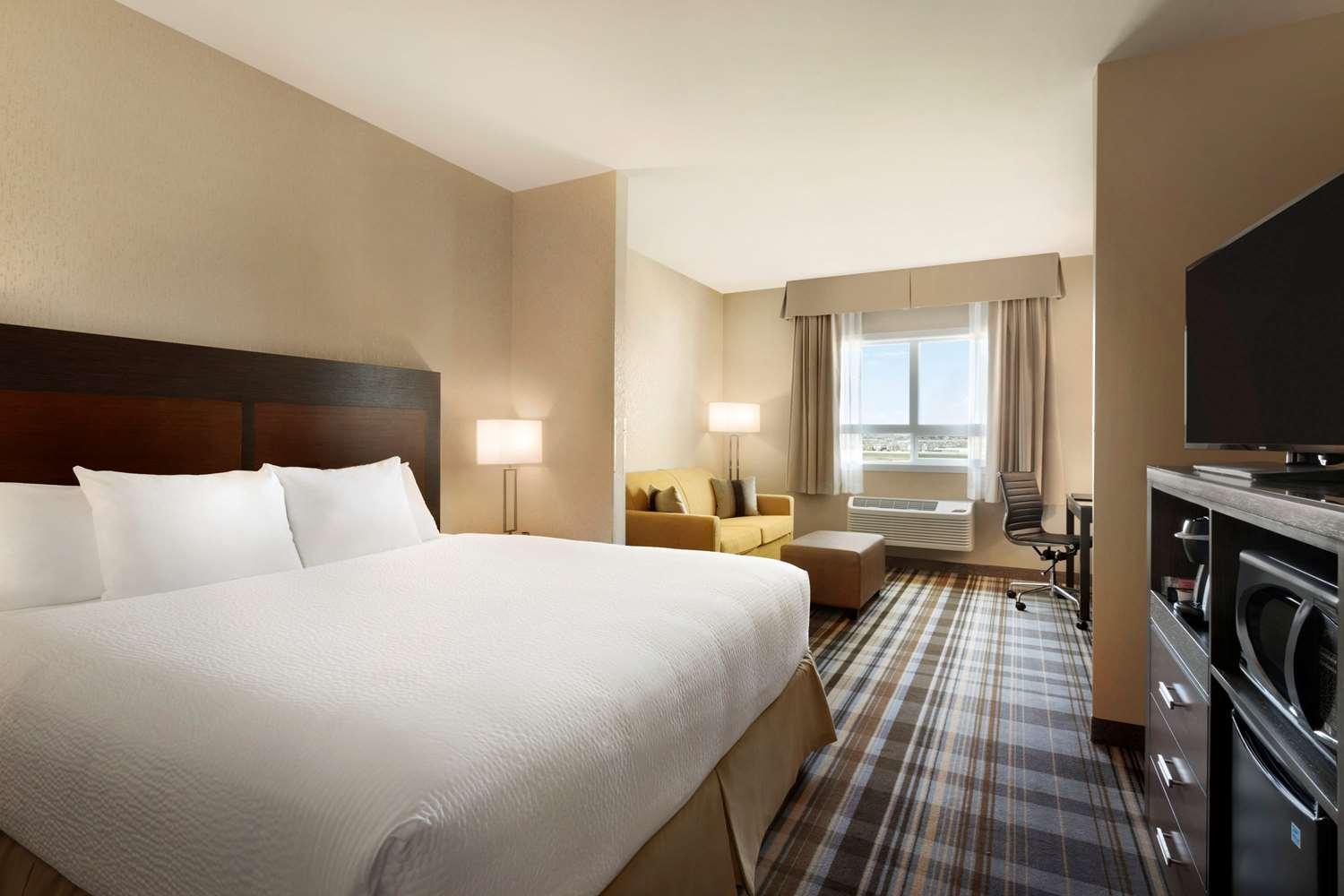 Fairfield Inn & Suites By Marriott Еърдри Екстериор снимка