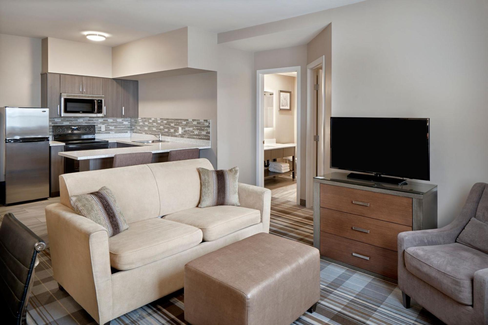 Fairfield Inn & Suites By Marriott Еърдри Екстериор снимка