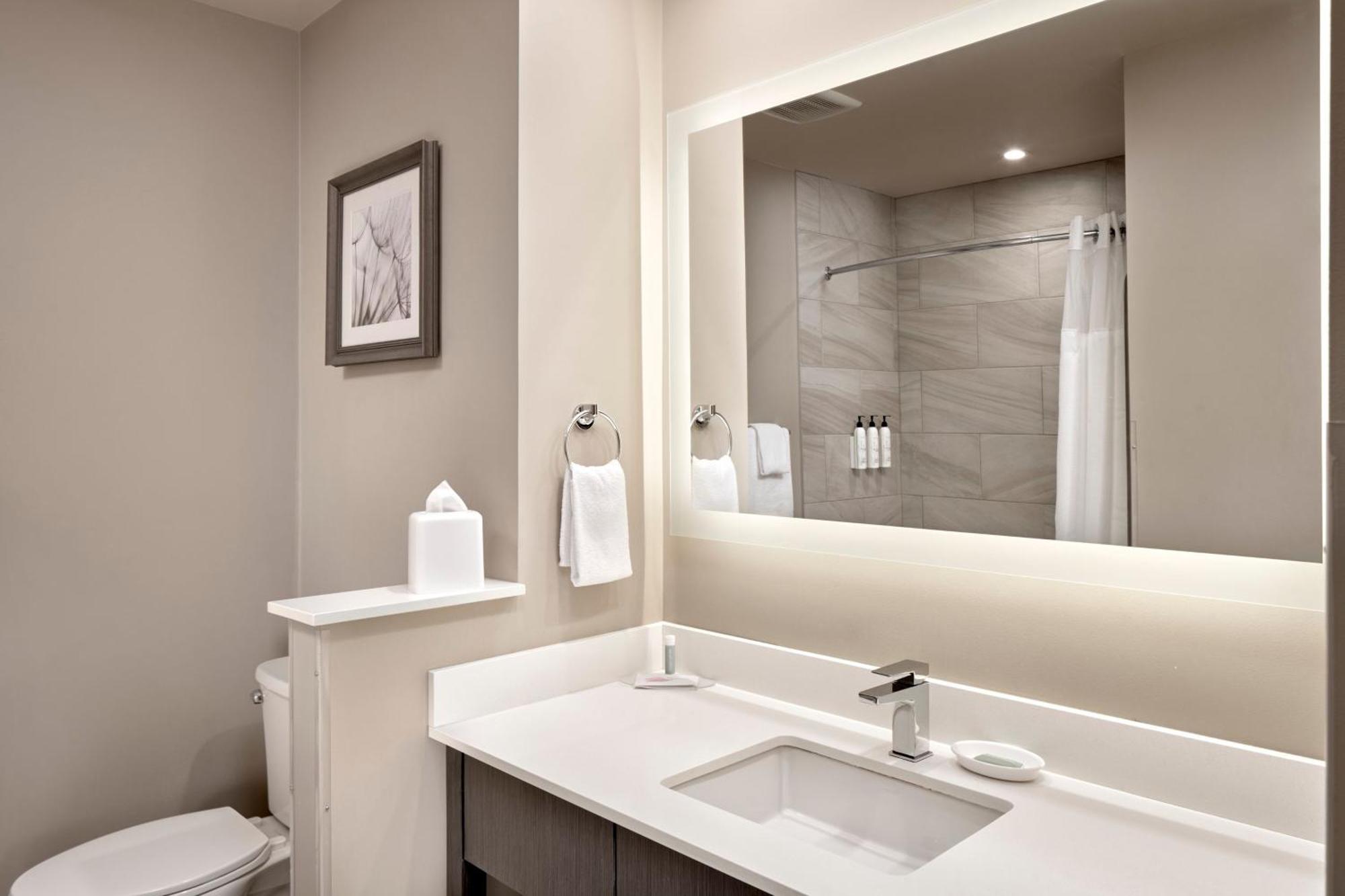 Fairfield Inn & Suites By Marriott Еърдри Екстериор снимка