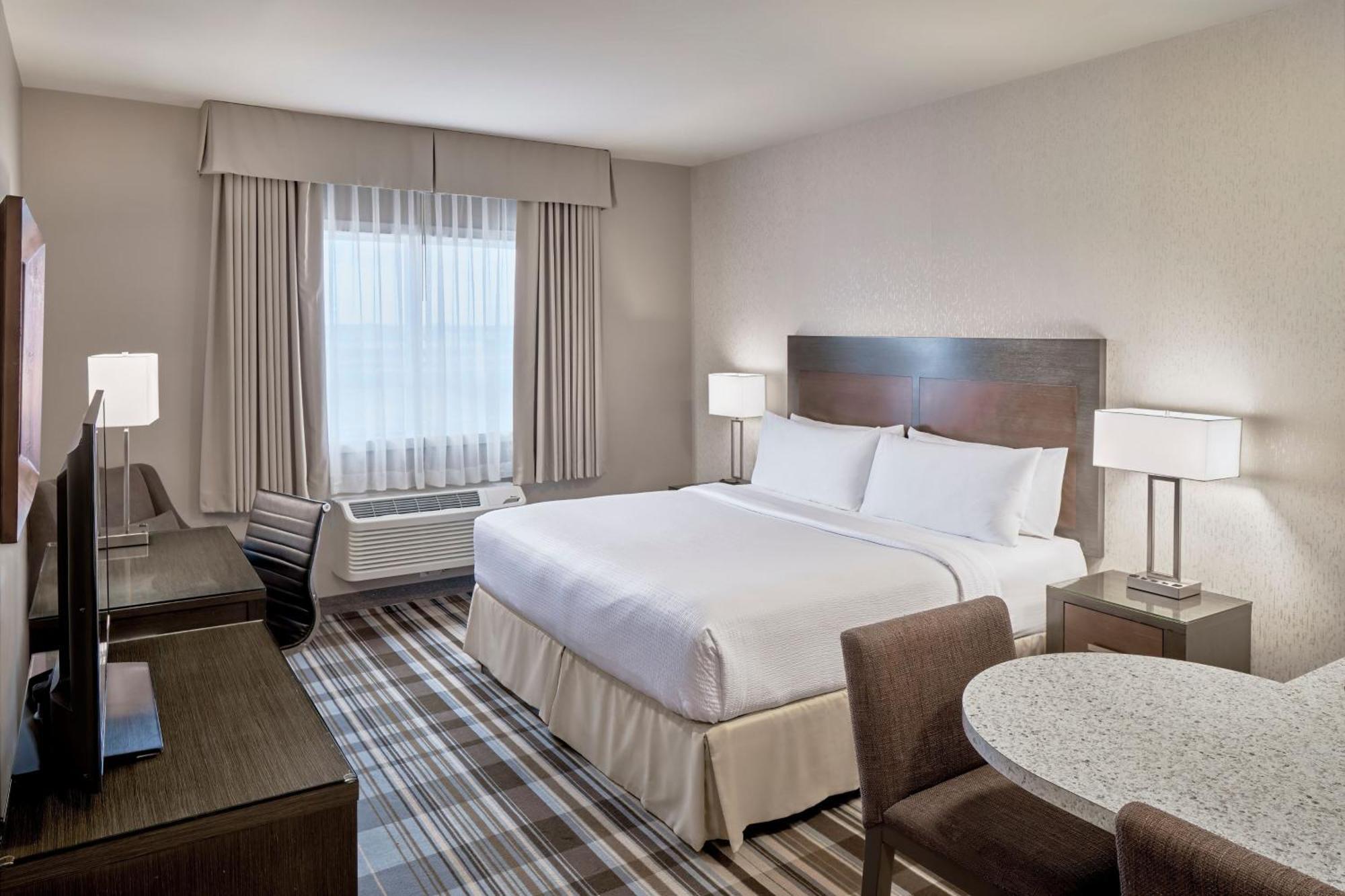 Fairfield Inn & Suites By Marriott Еърдри Екстериор снимка