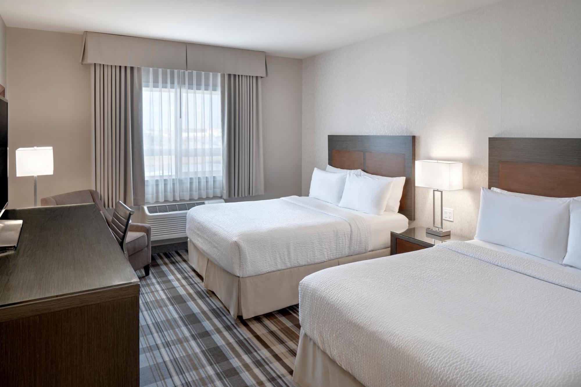 Fairfield Inn & Suites By Marriott Еърдри Екстериор снимка
