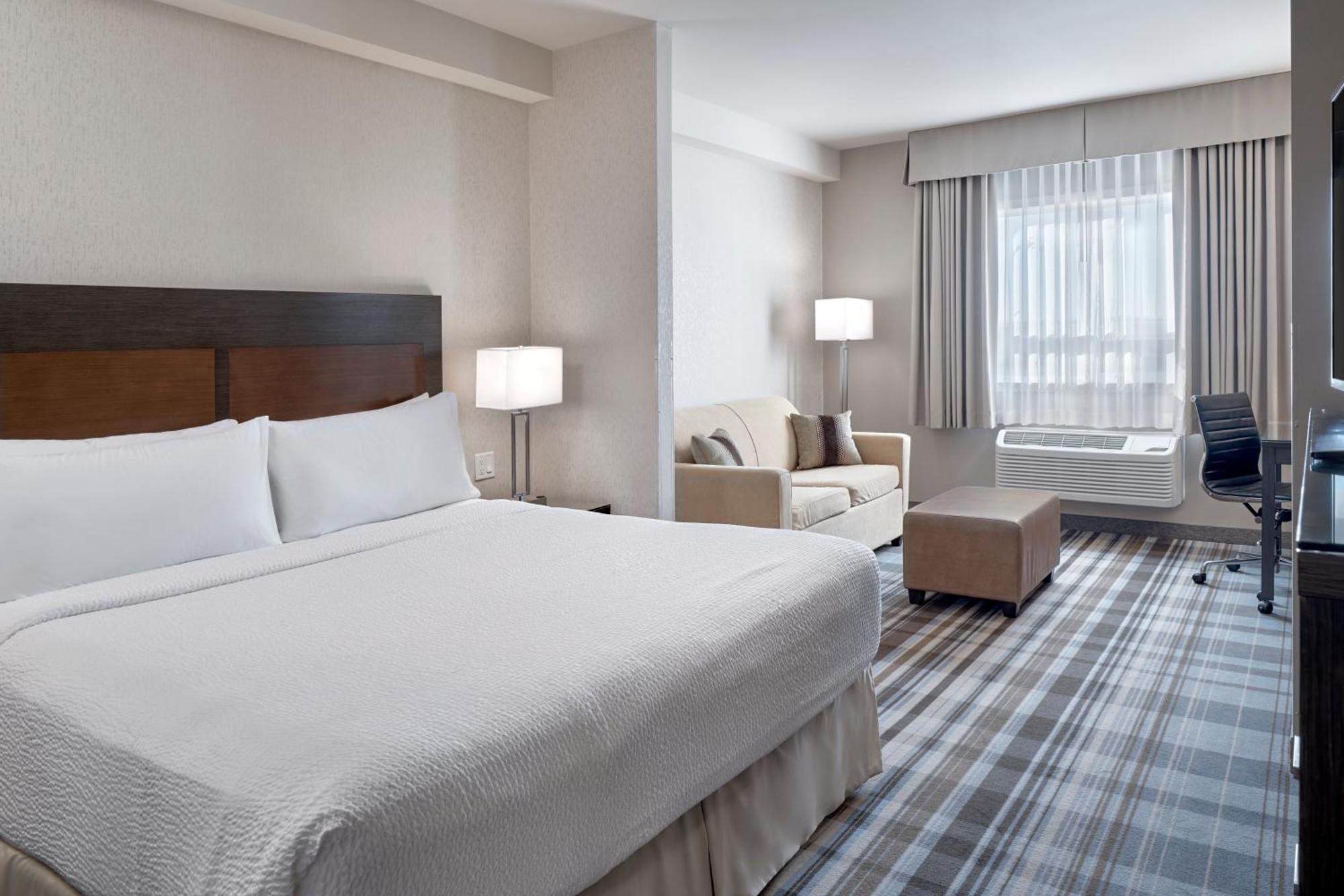 Fairfield Inn & Suites By Marriott Еърдри Екстериор снимка